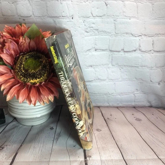 Vintage 1979 SOUTHERN LIVING THE QUICK & EASY cookbook - Picture 3 of 8